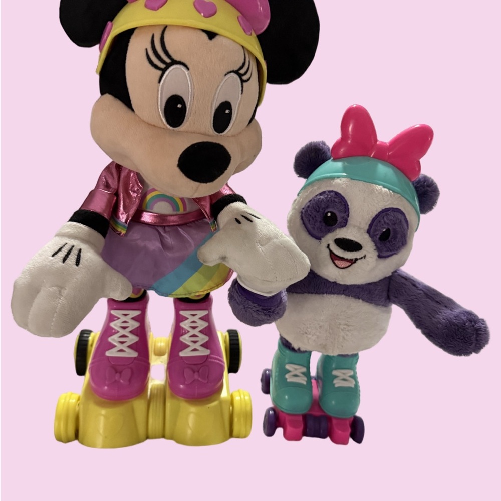 Disney Minnie Mouse Interactive Roller Skating Plush Set